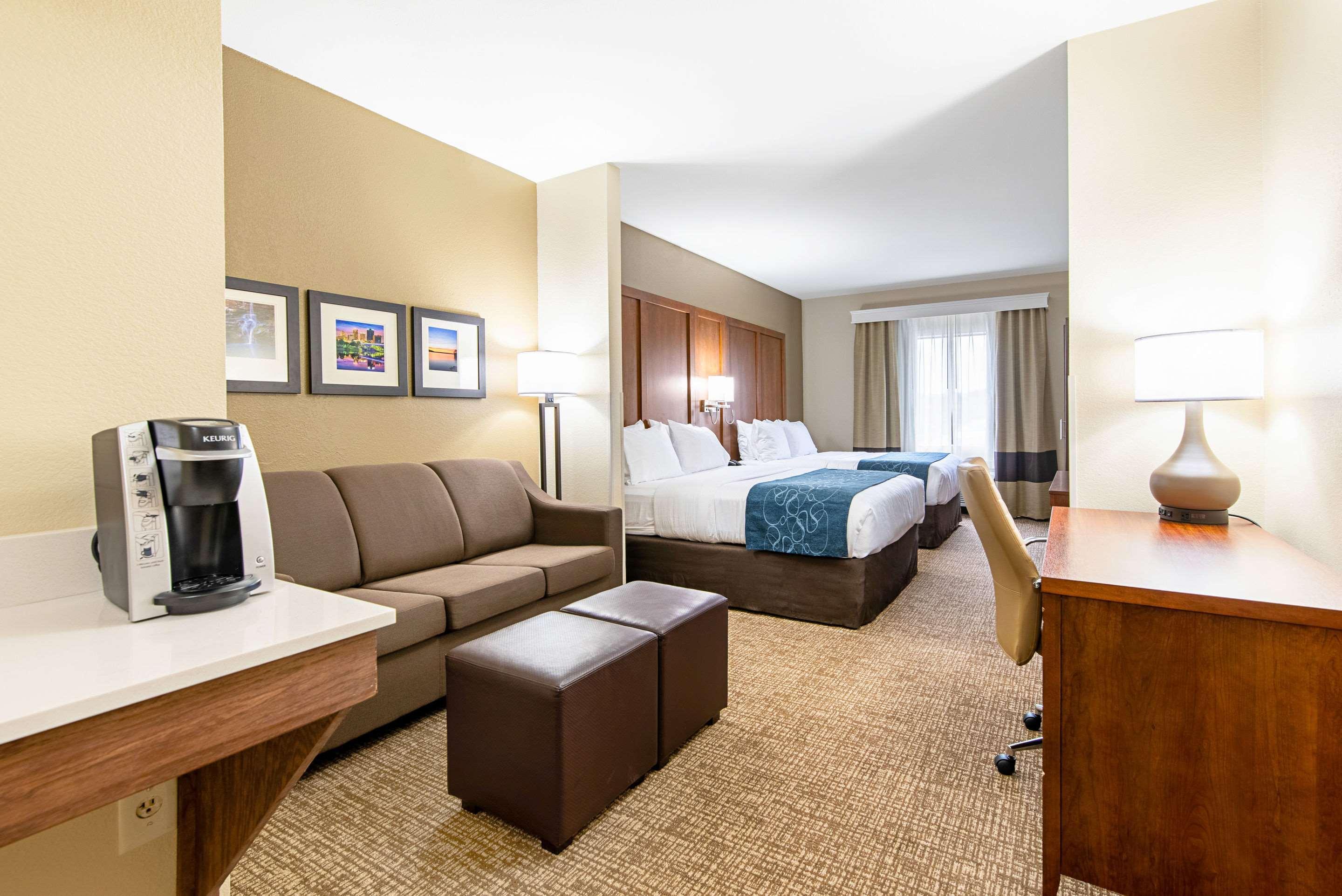 Comfort Inn & Suites פיין בלאף מראה חיצוני תמונה