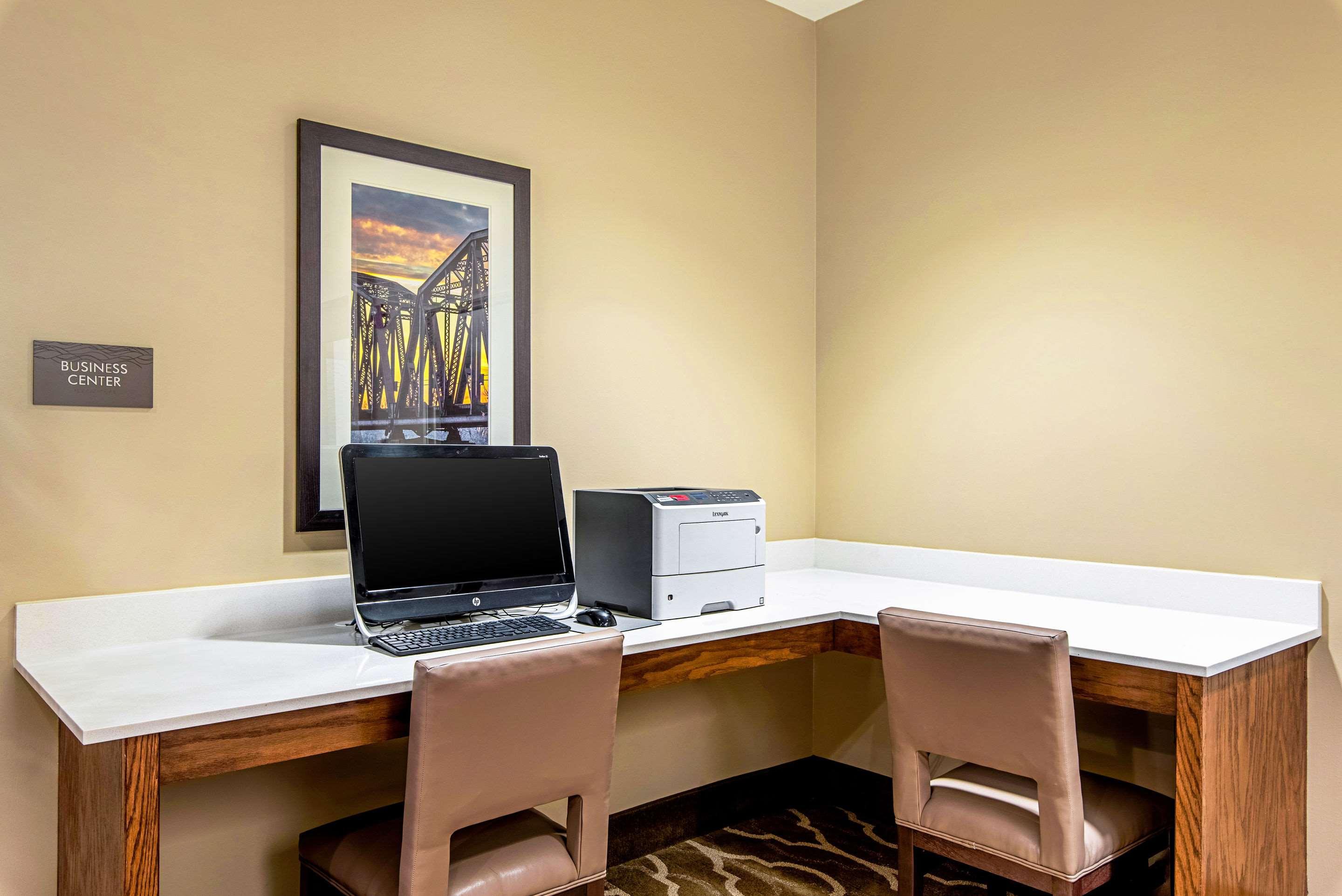 Comfort Inn & Suites פיין בלאף מראה חיצוני תמונה