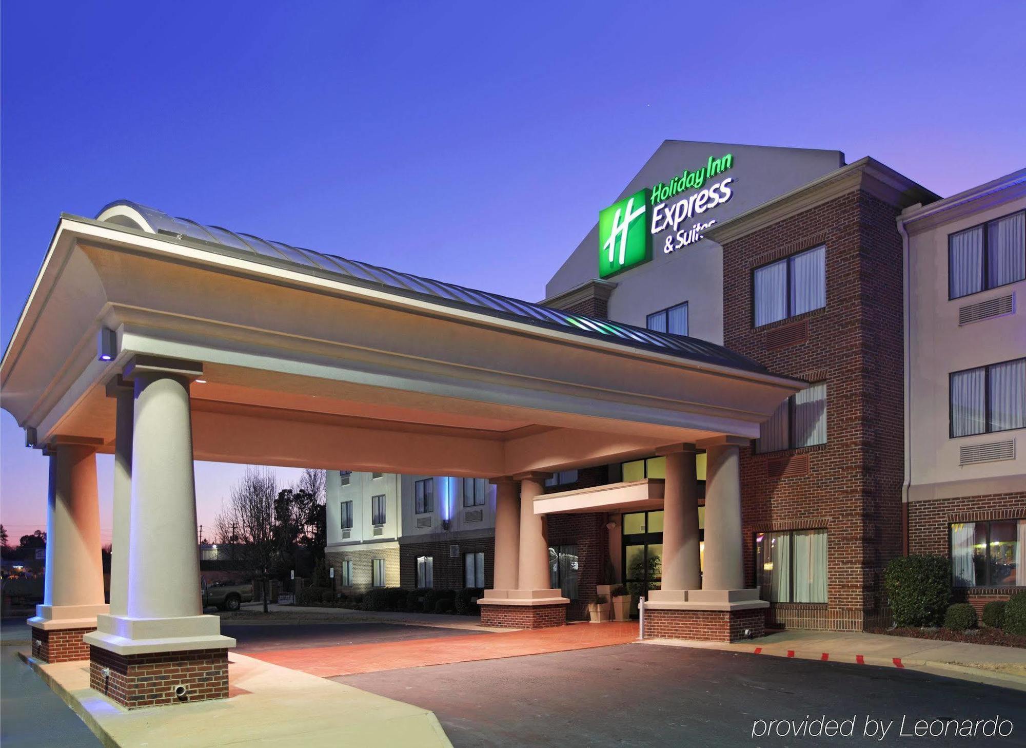 Comfort Inn & Suites פיין בלאף מראה חיצוני תמונה