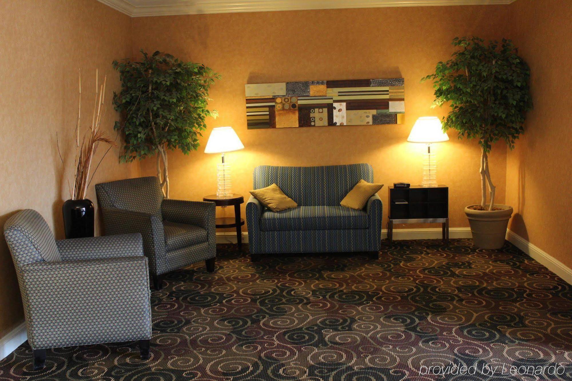 Comfort Inn & Suites פיין בלאף מראה חיצוני תמונה