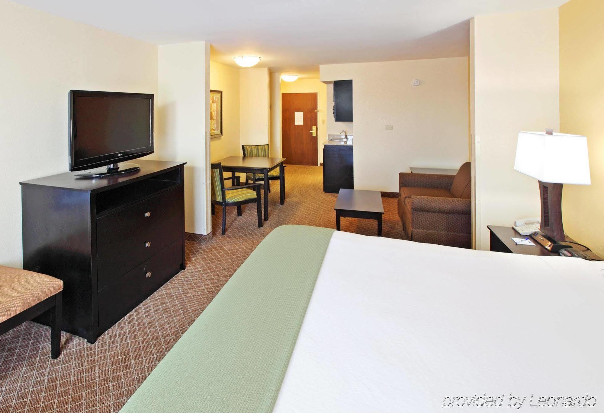 Comfort Inn & Suites פיין בלאף מראה חיצוני תמונה