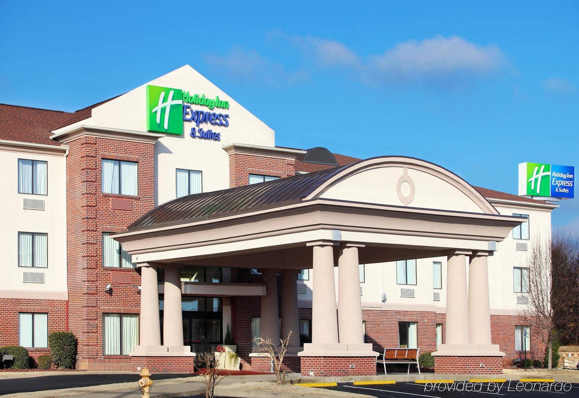 Comfort Inn & Suites פיין בלאף מראה חיצוני תמונה